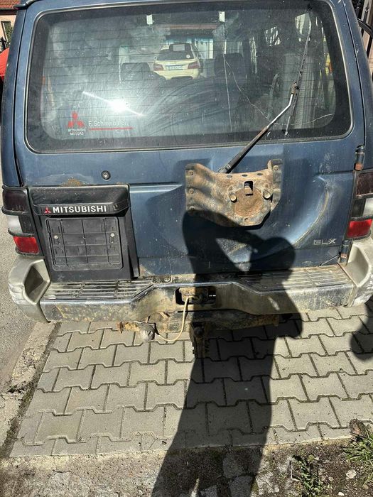 Mitsubishi Pajero 2.5 TDI на части само