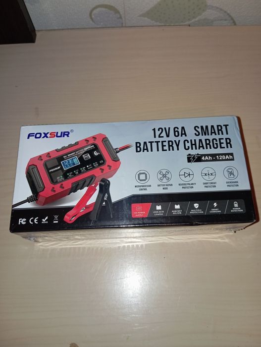 Продам зарядку для автомобильного аккумулятора