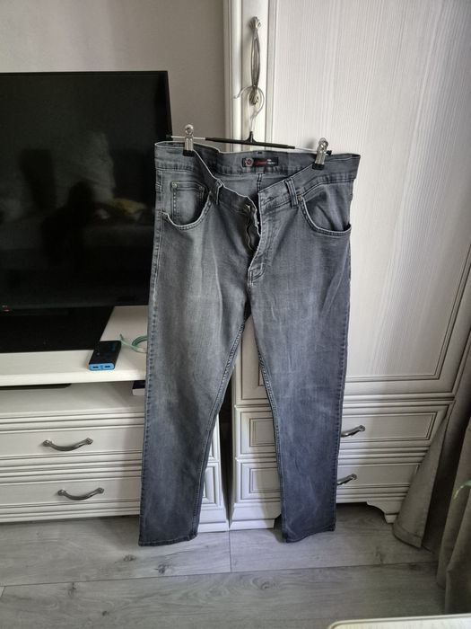 Толстовки, рубашки, джинсы