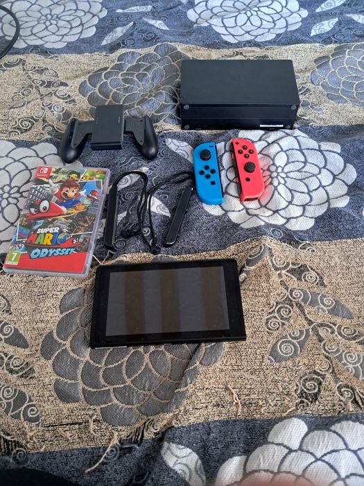 Нинтендо свитч  с игрой