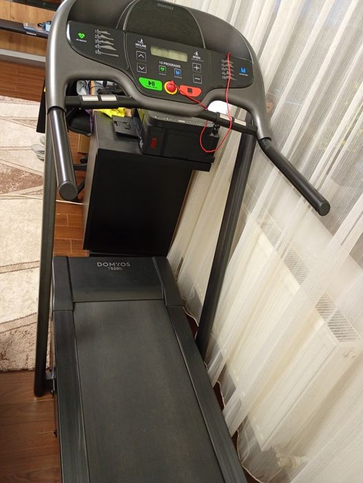 Bandă de alergat DOMYOS T520B  stare foarte impecabila, aproape noua
