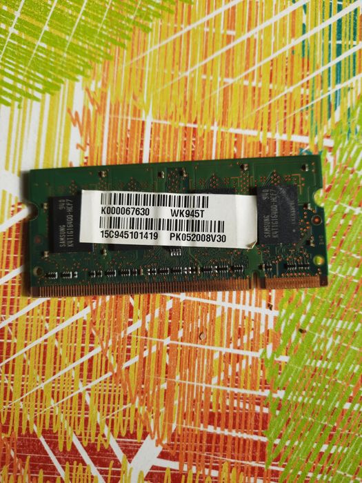 2 GB DDR2  Samsung