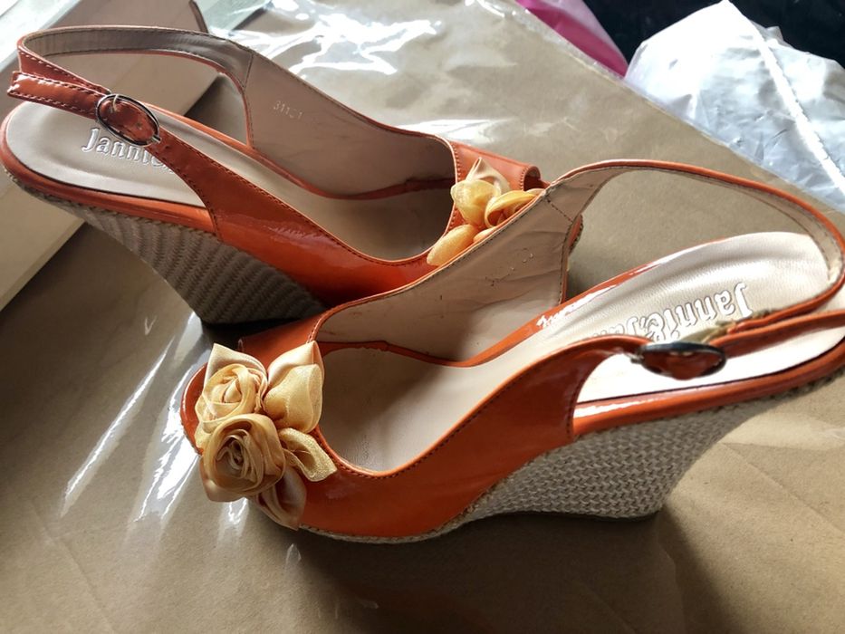 Sandale de vara, cu platforma de 11 cm