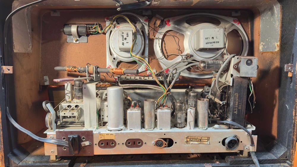 Ретро Лампово Радио Philips Работещо Перфектно