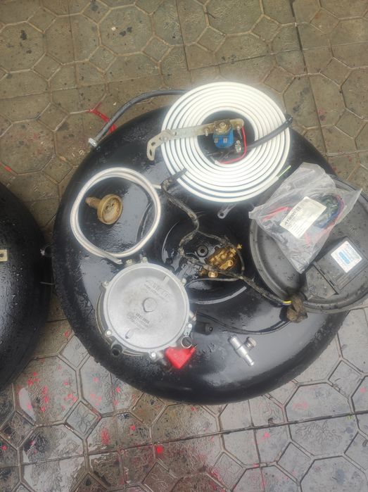 Propan 44 litrlik y.3 pokaleniya.polniy bak gazi bor