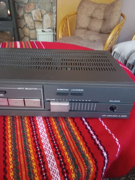 Усилвател Blaupunkt произведен в Япония