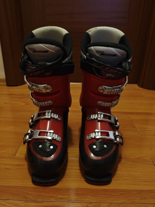 Clăpari Atomic mărimea 41 - 42