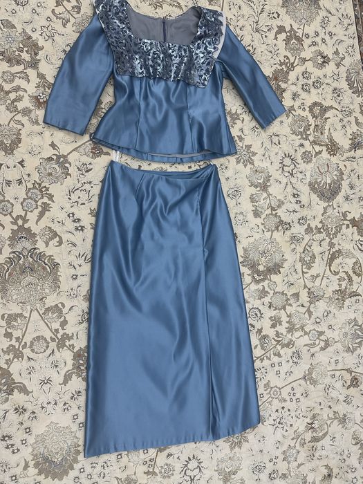 Продаю платья, пиджаки