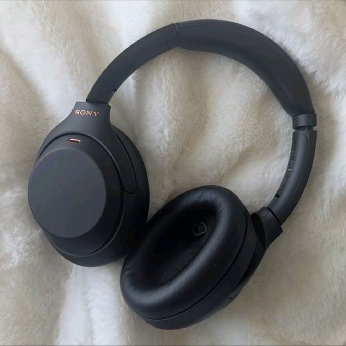 Наушники Sony WH-1000XM4