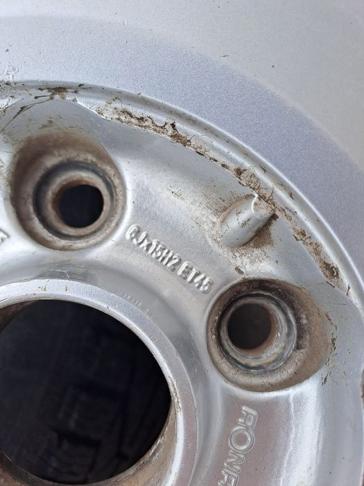 Оригинални джанти 15" с зимни гуми, ауди 5х112 ЕТ45. 4 бр.