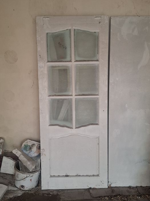 Продам двери по 3000