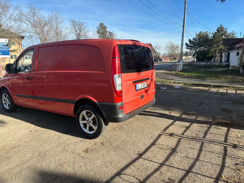 Vand / schimb Mercedes Vito 111