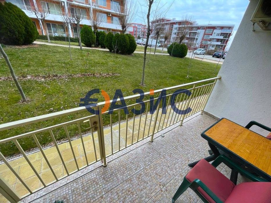 Продава се Едностаен апартамент в Свети Влас - 40 кв.м за 1098 €/кв.м - Снимка #11