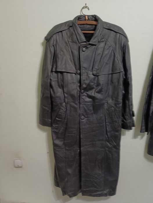 Фирменные Кожаные плащ, куртки, сюртук.