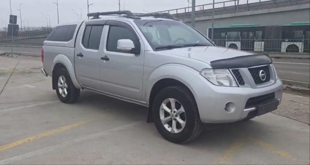 Nissan navara 2014
