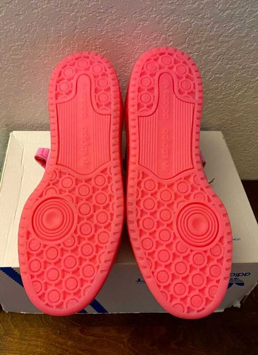 Оригинални унисекс обувки  ADIDAS FORUM by Jeremy Scott   EU40