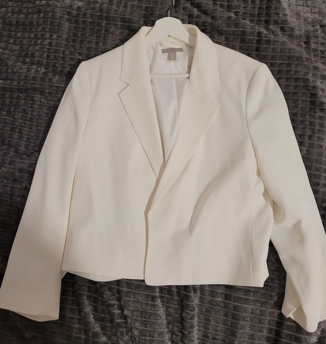 Дамско късо сако (H&M)