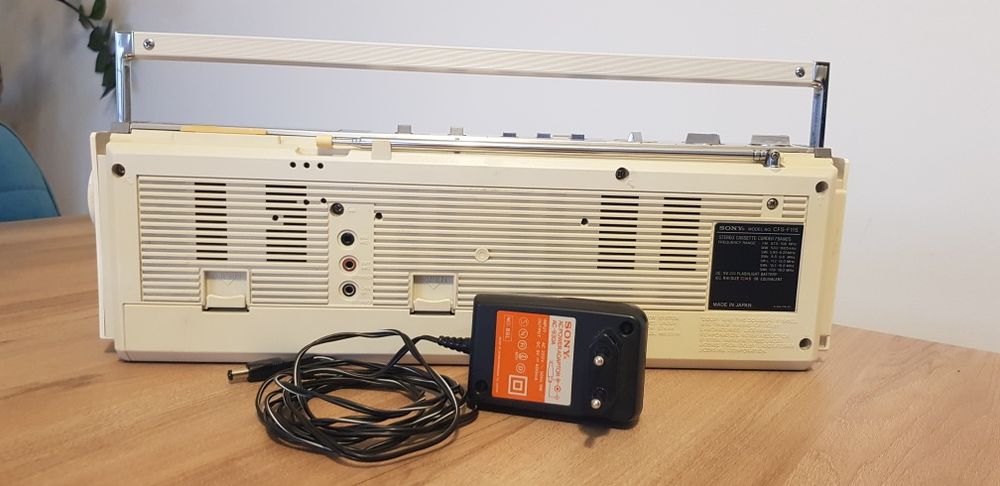 Radio casetofon Sony CFS-F11S Autoreverse Sofisticat  Made in Japan