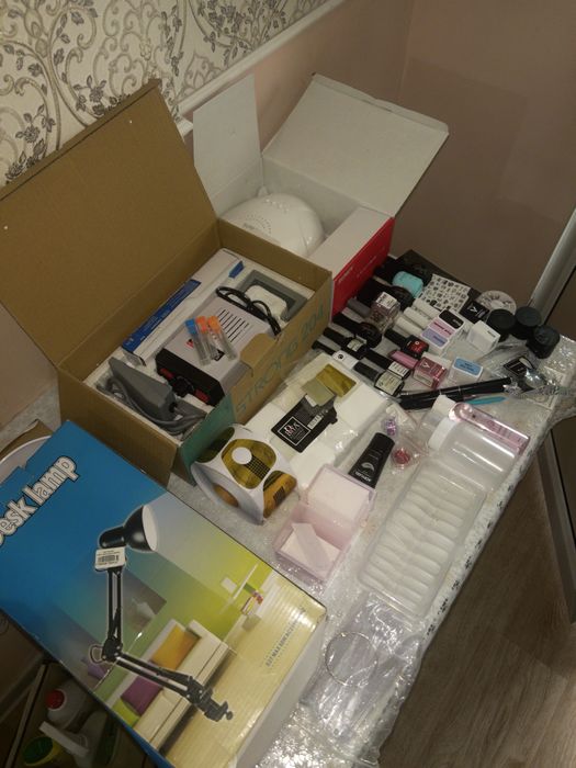 Продаю набор для маникюра