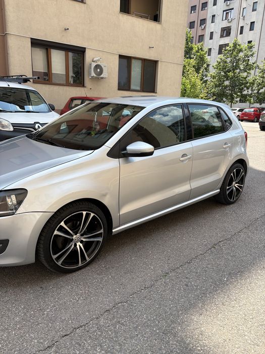 VOLKSWAGEN Polo 2011 — imagine 2