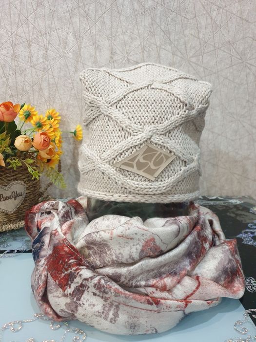 Продам зимние комплекты .