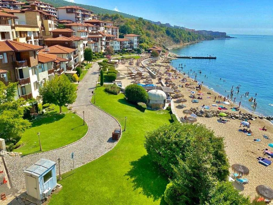 Продава се Двустаен апартамент в Свети Влас - 81 кв.м за 1235 €/кв.м - Снимка #13