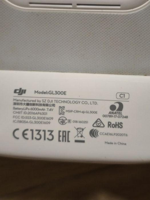 Дрон, квадрокоптер Dji Phantom 4 в отличном состоянии.