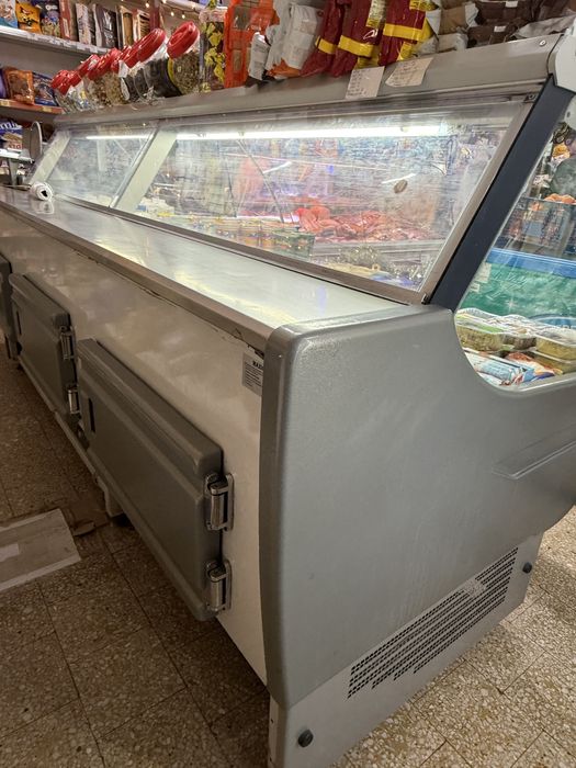 Vitrina MaxGel 2,5m lungime