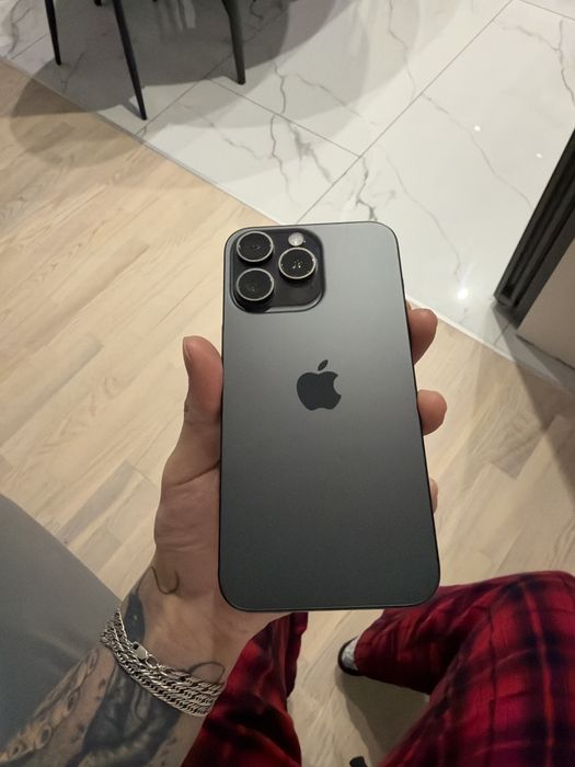 iphone 15 pro max black titanium 512gb 90%