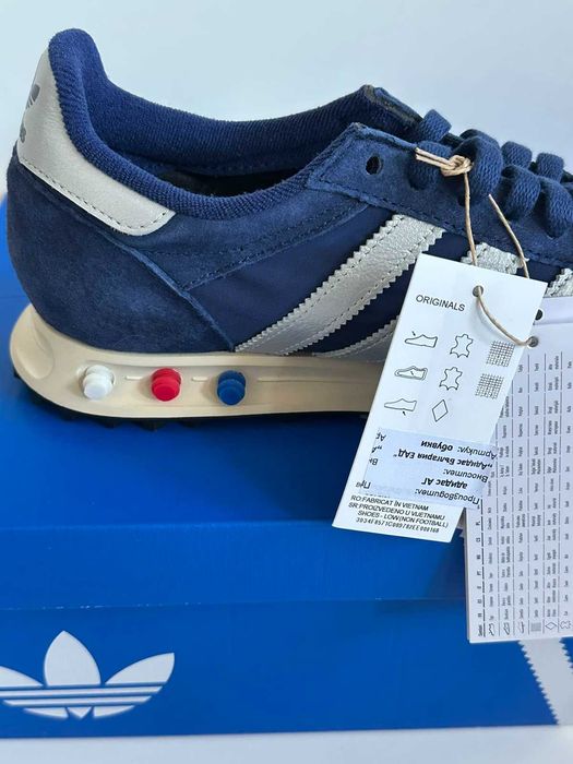 Чисто нови оригинални маратонки Adidas LA Trainer OG налични 38, 38 2/3, 39 1/3, 40, 40 2/3, 41 1/3, 42, 45 1/3, 46