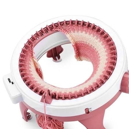 Vând Mașină de tricotat cu 48 de ace