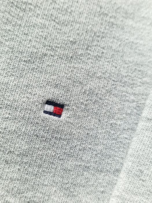 Bluza Tommy Hilfiger calitatea buna