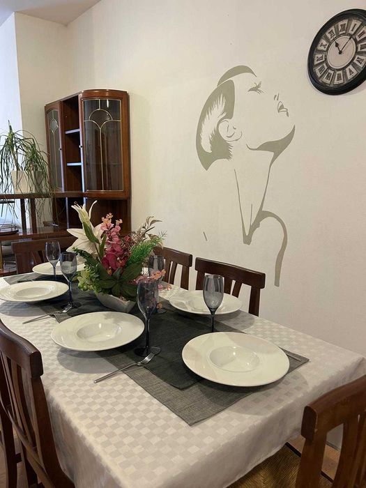 Дава се под наем Четиристаен апартамент в София, Надежда 2 - 140 кв.м за 139.23 € - Снимка #2