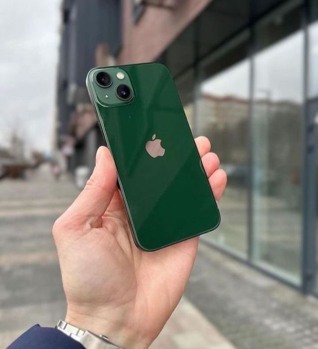iphone 13 телефон почти новый