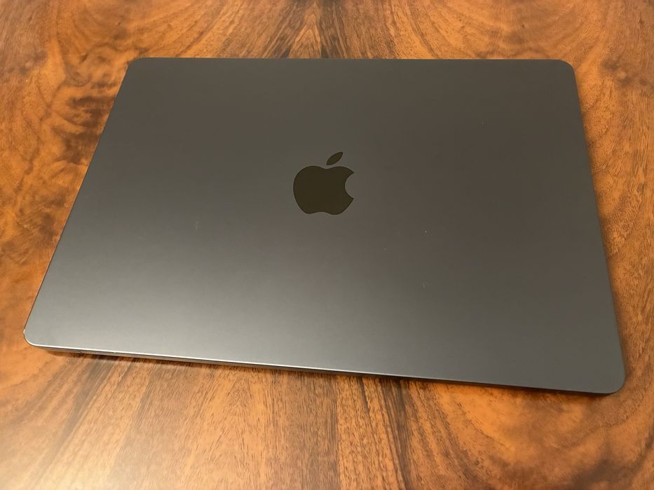 Macbook Air M2 в идеальном состоянии
