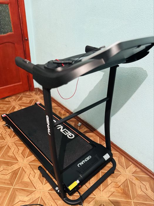 Продам беговую дорожку Genau X30