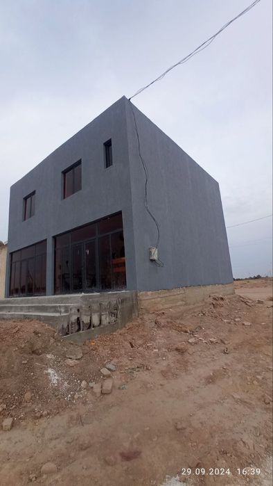 Каравулбозорда катеж сотилади турар бино каравулбозор дарвоза киришида