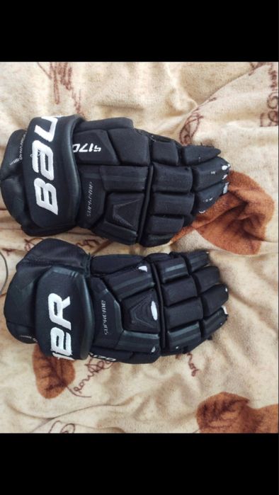 Краги хоккейные цена 8000