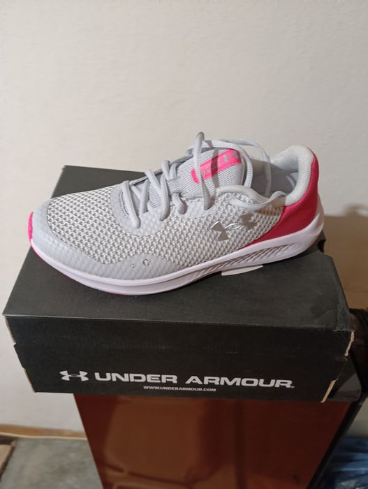 Дамски маратонки Under Armour