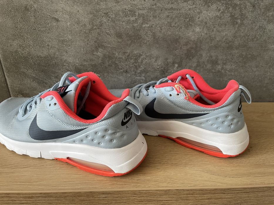 Маратонки Nike Air 36н