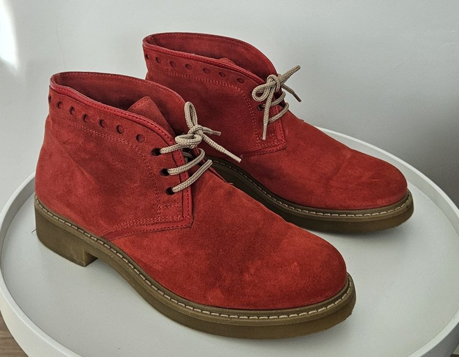 Боти от естествена кожа