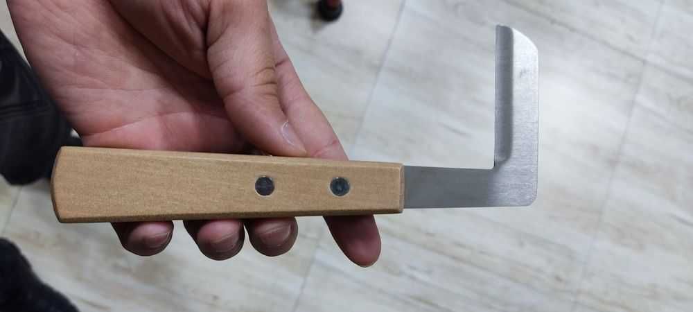 Tuyoq kesish uchun pchoq.Нож для ветеринар