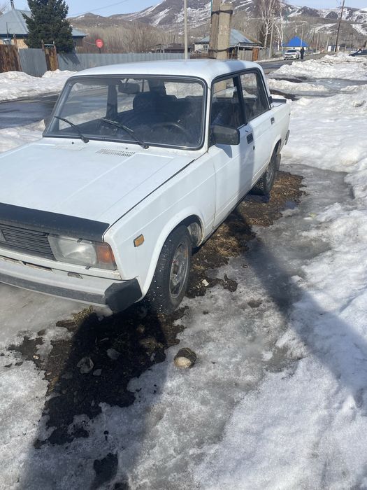 Продам машину ваз 2105