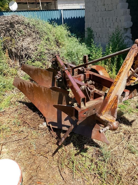 Соқа және бір сирақ глубиный рыхлитель