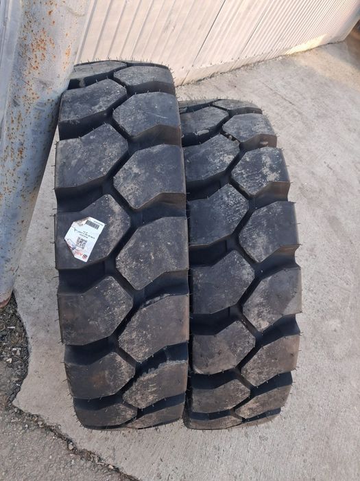 Anvelope industriale motostivuitor  9.00-20 NHS