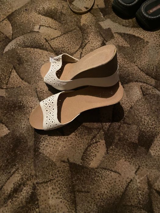 Женская летняя обувь