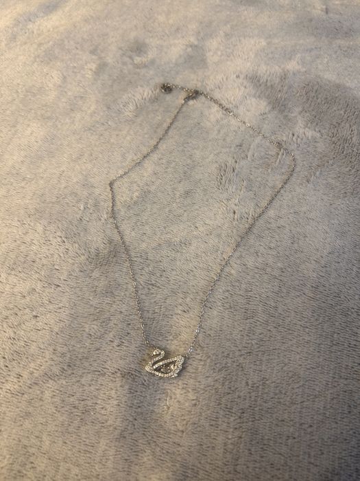 SET swarovski cu lebada