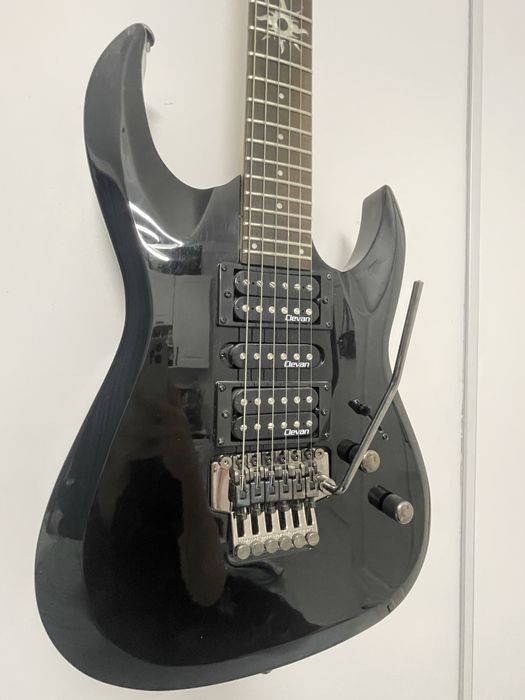 Электрогитара H-S-H