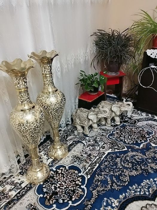 Посуда,Вазы,  Чак Чук,шоколадницы,этажерки Новая из Индии Латунь ручна