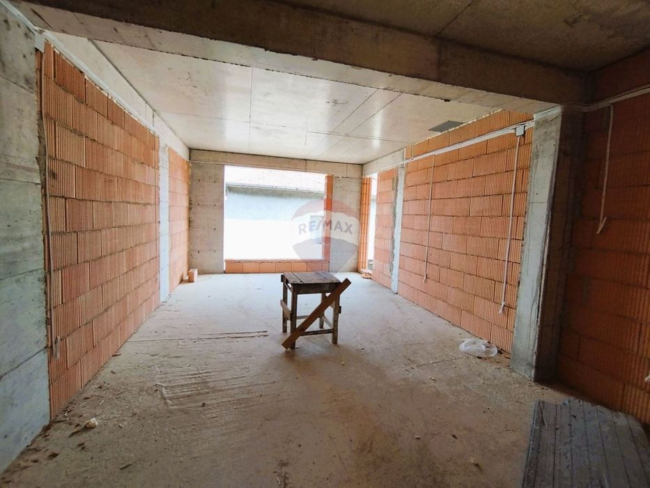 Продава се Тристаен апартамент в Варна, Виница - 105 кв.м за 753 €/кв.м - Снимка #4